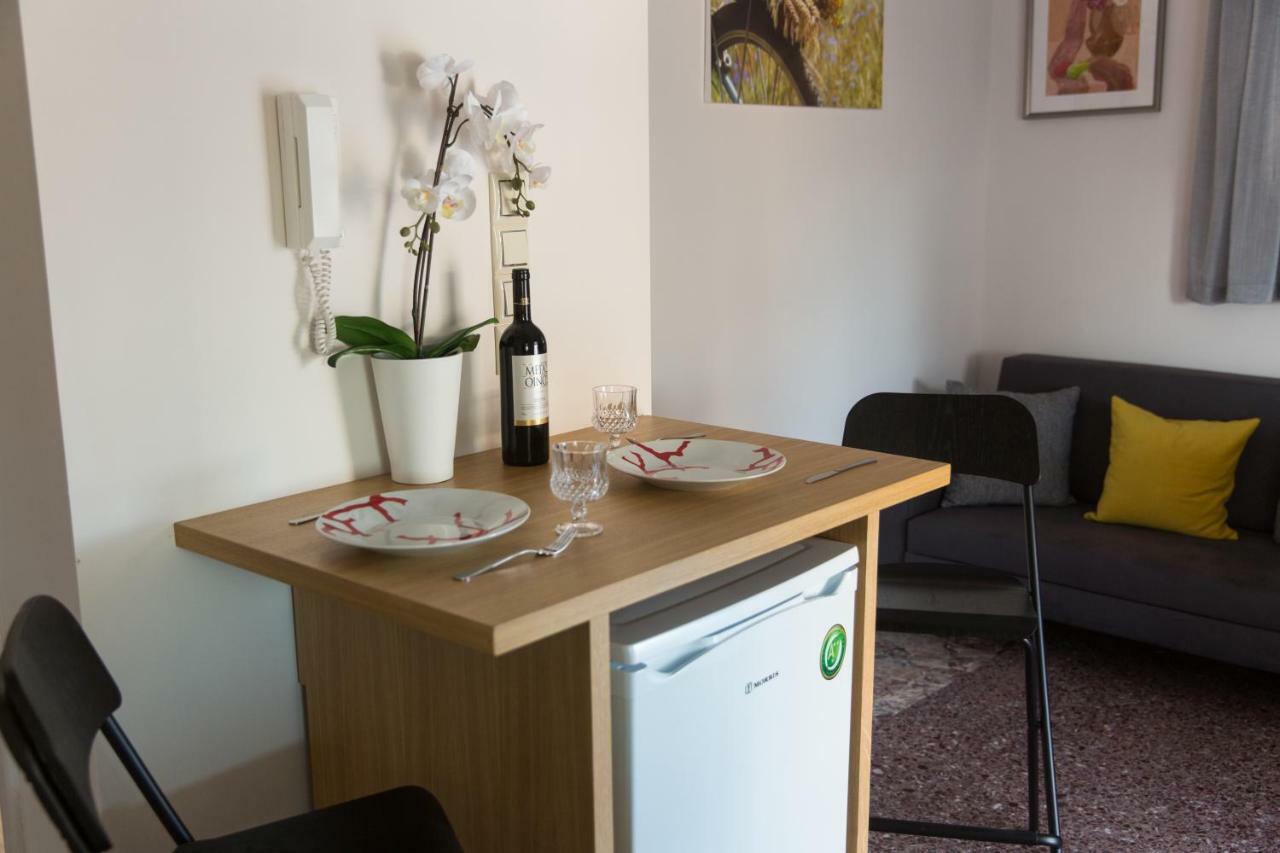 Ivannas Penthouse アテネ エクステリア 写真